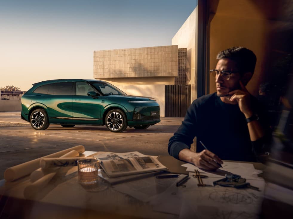 Ultra-Fast Charging, 10% to 80% in Less Than 12 Minutes