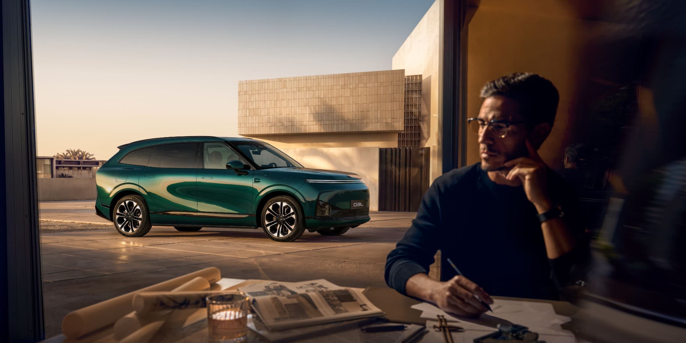 Ultra-Fast Charging, 10% to 80% in Less Than 12 Minutes