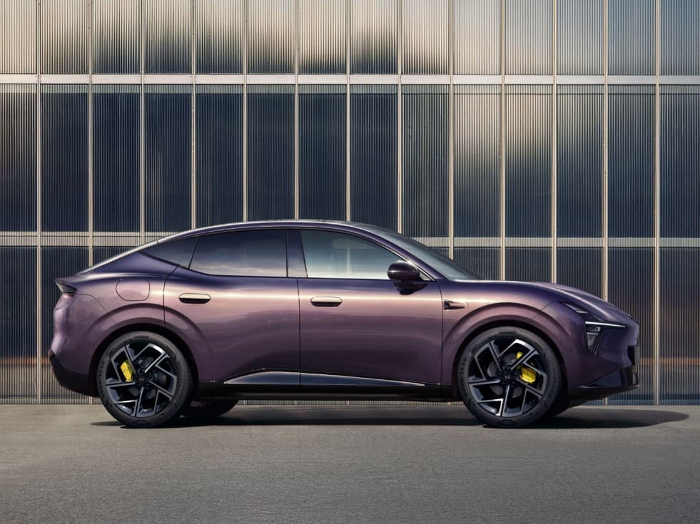 Sporty Fastback Design