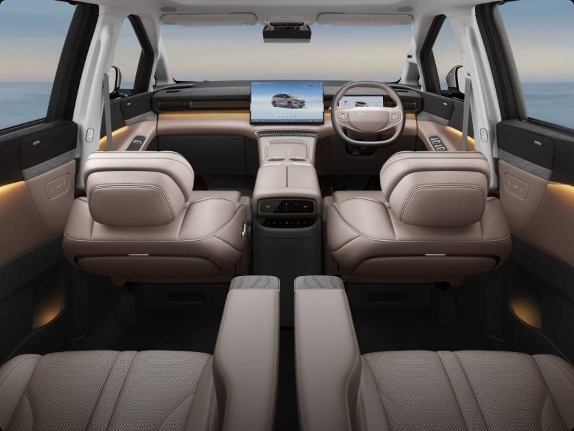 Cosmic ambient light